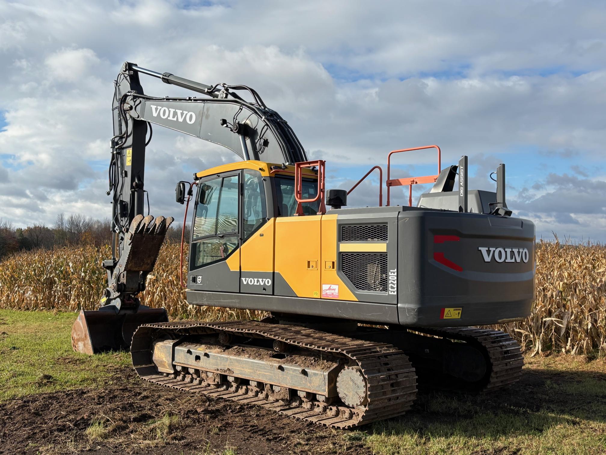 2019 VOLVO EC220EL - Image 9